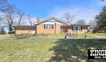 730 E 17th Street Pl, Baxter Springs, KS 66713