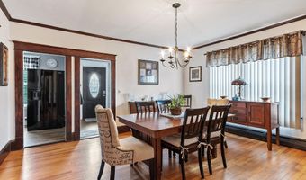 328 W Hollis St, Nashua, NH 03060