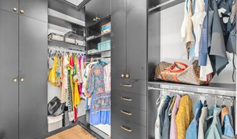 9750 WINDFLOWER Way, Bethesda, MD 20817