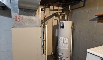 702 Leland Ct, Adrian, MI 49221