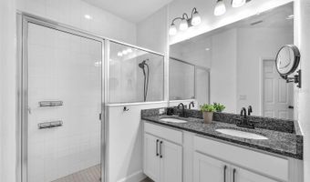 5551 DEL CORONADO Dr, Apollo Beach, FL 33572