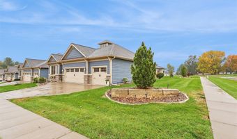 1237 Eagle Creek Blvd SW, Altoona, IA 50009