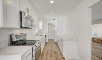 3504 Pioneer Cir, Las Vegas, NV 89107