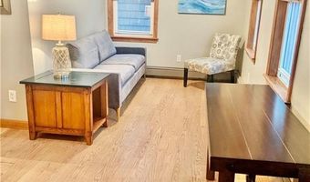 20 Lee Ave 2, Newport, RI 02840