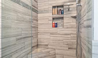 429 LILLIAN Ln, Anniston, AL 36207