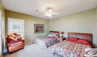 495 Shore Dr, Big Sandy, TN 38221