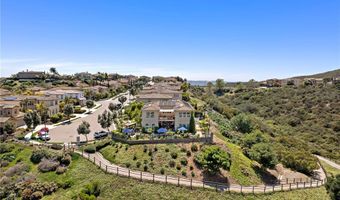 7051 Sitio Caliente, Carlsbad, CA 92009