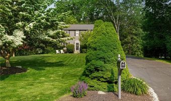 84 Country Hill Ln, North Kingstown, RI 02852
