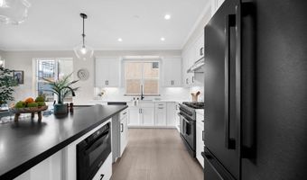 812 N Cleveland St 1, Oceanside, CA 92054