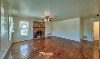 27 Longhorn Dr, Cody, WY 82414