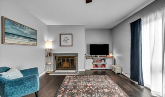 26 Glenview Dr 26, Cromwell, CT 06416