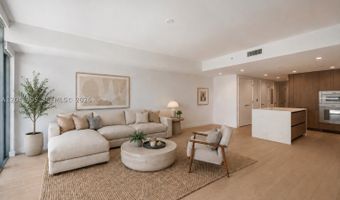 9221 E Bay Harbor Dr 210, Bay Harbor Islands, FL 33154