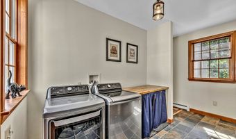 11 Loft Cir, Campton, NH 03223