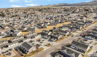 448 Raven Way Unit D, Chubbuck, ID 83202