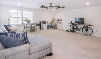 12 Samuel Dr, Barnegat, NJ 08005