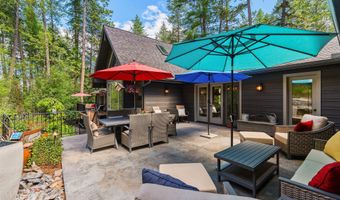 188 Eagle Bend Dr, Bigfork, MT 59911