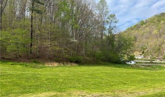 51 Oakmont Dr, Danville, WV 25053