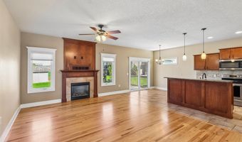 1307 S 13th St, Adel, IA 50003