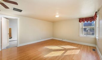 3208 CHEYENNE St, Cheyenne, WY 82001
