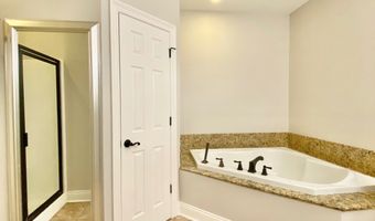 609 Shadowlawn Dr, Berwick, LA 70342