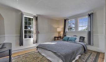 992 Pequawket Trl, Baldwin, ME 04091