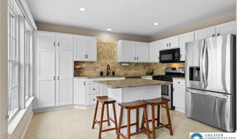 1658 Pinewind Dr, Alburtis, PA 18011
