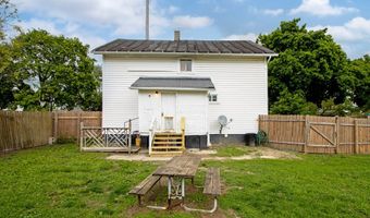 1216 Troy Rd, Ashland, OH 44805