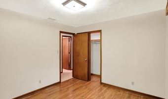 8537 Ridge Hill Dr, Indianapolis, IN 46217