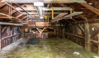 1187 Sandridge Rd, Alden, NY 14004