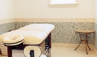 19900 E Country Club Dr 1020, Aventura, FL 33180