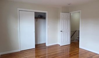 104 Yacht St, Bridgeport, CT 06605