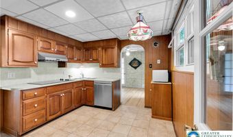 855 N Main St, Allentown, PA 18104