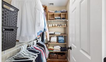 23 South St, Barrington, RI 02806