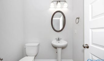444 Summit Lakes Dr, Athens, AL 35613