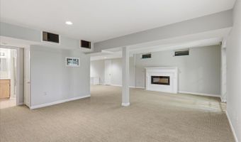 5014 GLEN PARK Rd, Annandale, VA 22003