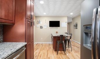 6 Eldorado Dr, Johnston, RI 02919