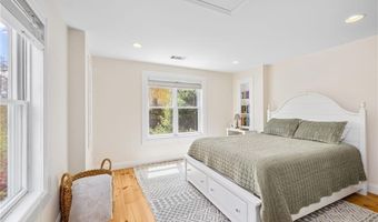 900 South Rd, East Greenwich, RI 02818