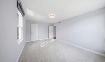 26 S OLD GLEBE Rd 203-B, Arlington, VA 22204