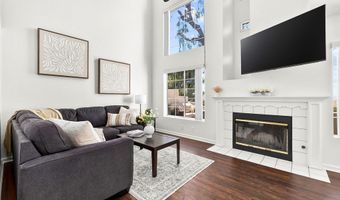 1055 S Sundance Dr, Anaheim, CA 92808