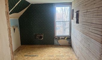 18 New St, Albany, VT 05820