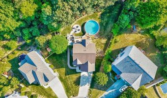 1009 Country Glen Ct, Apex, NC 27502