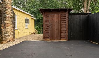 922 Willow Grove Hwy, Allons, TN 38541