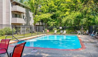 1329 Prospect Village Ln D, Ballwin, MO 63021