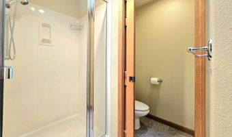 17174 OCEAN PARK Ct, Brookings, OR 97415