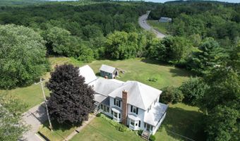 10 Palm St, Baileyville, ME 04694