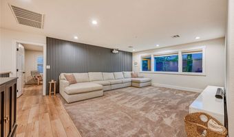 5571 Bethany Bend Dr, Las Vegas, NV 89135