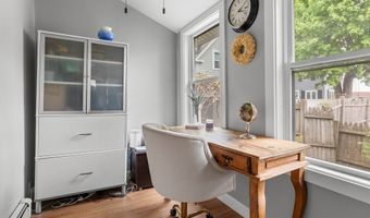 9 Elm Ct, Andover, MA 01810