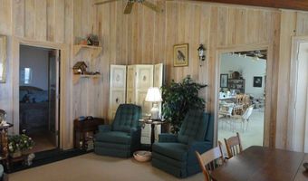 130 Bay Ave, Apalachicola, FL 32320