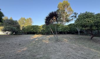 1300 HAMPTON Rd, Brookings, OR 97415