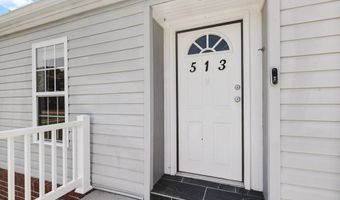 513 PAULINE Dr, Bonneau, SC 29431